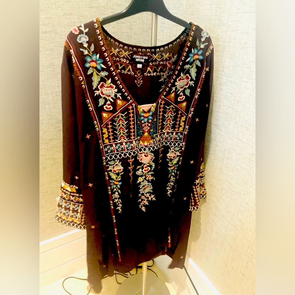 Johnny Was Leigh V-neck Toledo Silk Crepe de Chine Floral Choc. Brown L Tunic
